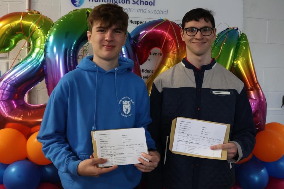 Huntington School tweet media