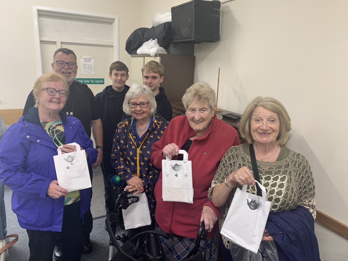 WYP_SallyB's tweet image. Kirklees @WYP_Cadets  have been at Kirkheaton Over 60s Lunch Club today. I spoke to them about frauds &amp;amp; scams, and Cadets Sam &amp;amp; Ben gave out Safe Tea bags to everyone.