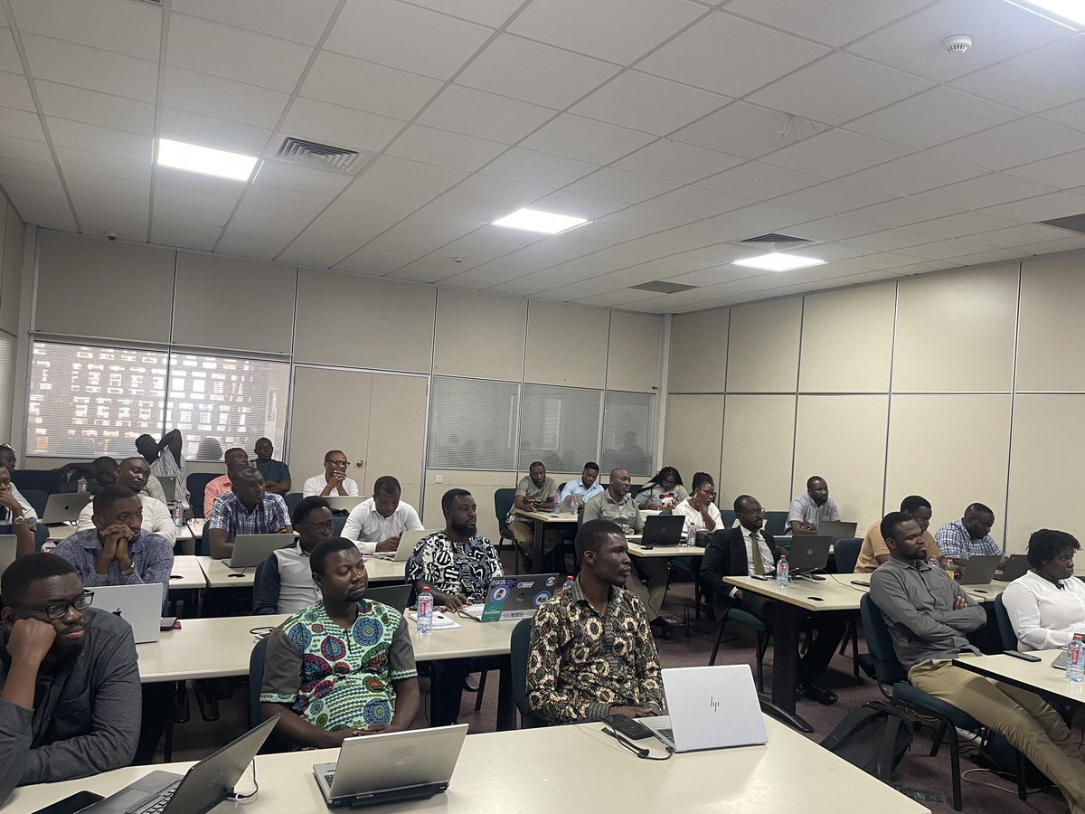 Ghanadomain's tweet photo. Day 3 of the 2024 Ghana DNS Training was another successful day of learning and growth! Participants delved deeper into complex DNS topics, preparing for the the final day. Stay tuned for highlights from our final day!
#dns #dnstraining #ghana #gdnr https://t.co/0xeSP7pc1a