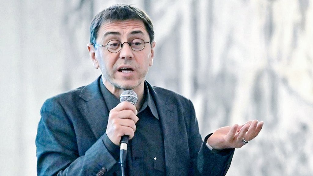 Zroy34's tweet photo. Juan Carlos Monedero llama a respetar el dictamen del TSJ en Venezuela.

“Si el TSJ dictamina, tras evaluar las actas del CNE, que ganó Edmundo González, ese será el resultado. Y si dice que ha sido Nicolás Maduro, pues igualmente discusión terminada”.
 https://t.co/AhJ0TijIEV https://t.co/o0xaIKL2cP