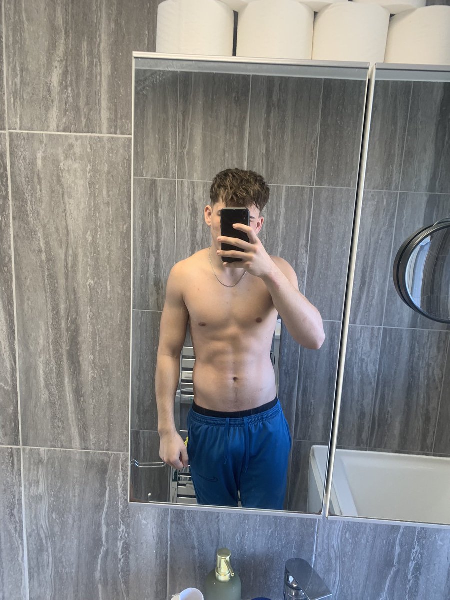 Max_OF04's tweet photo. Who’s horny x https://t.co/Ql9QzZ33lr