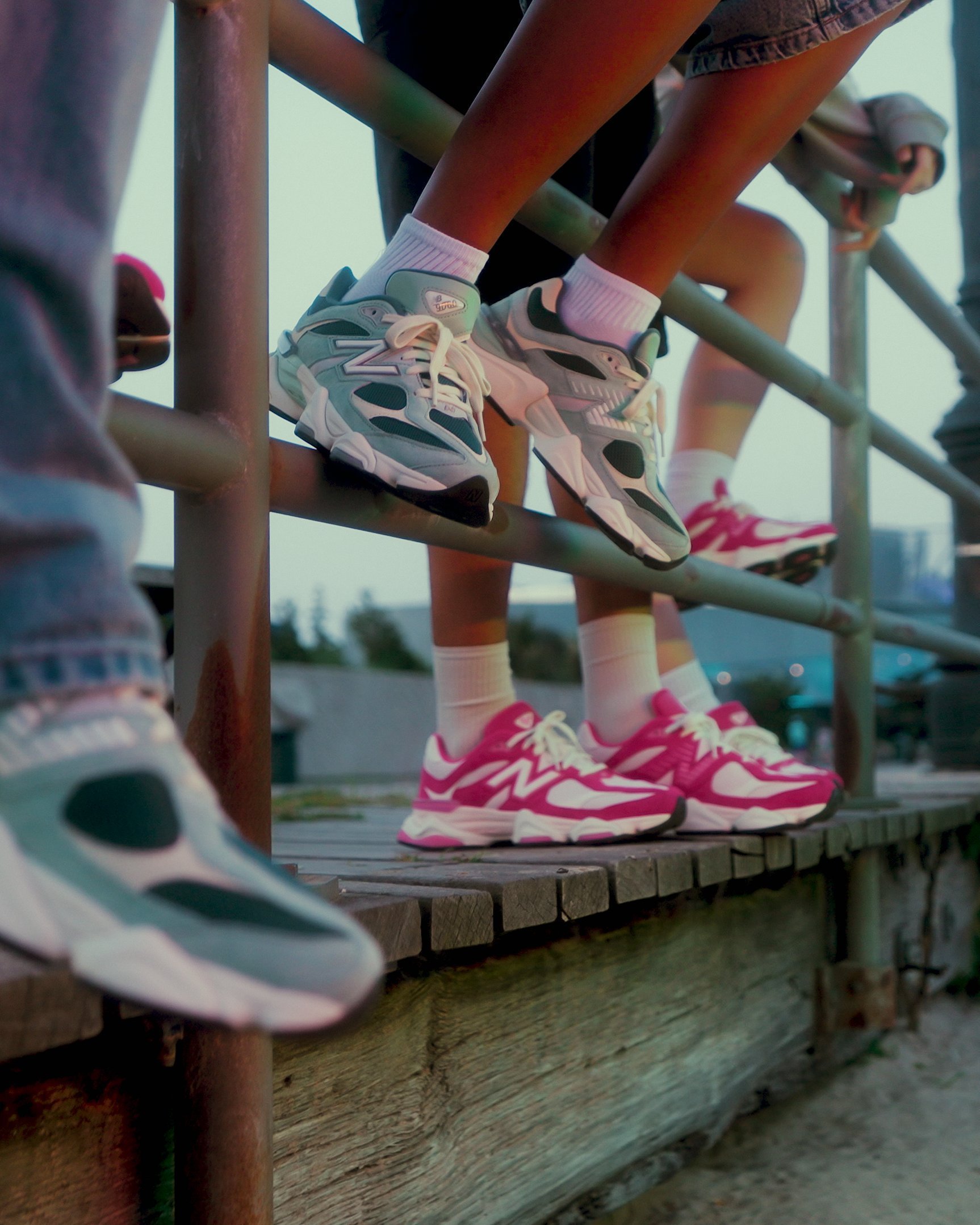 New balance 15 pink green best sale