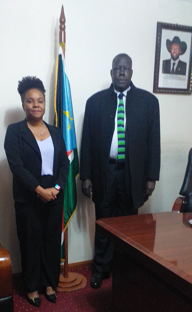 The Chargé d'Affaires a.i. of the Embassy of #Cuba🇨🇺 in Ethiopia, Natalys Dinza, met with the Deputy Chief of Mission of the Embassy of #SouthSudan🇸🇸, Ambassador Boutros Thok Deng, at the headquarters of the South Sudanese Embassy in Ethiopia.

📌misiones.cubaminrex.cu/en/articulo/cu…