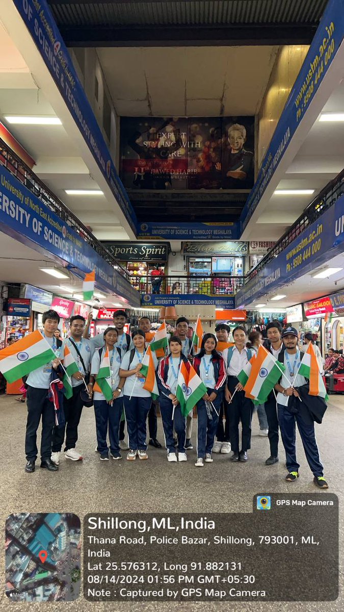 NSS_SAC_SH's tweet photo. Patriotic spirit on display! 🇮🇳 Our NSS unit took to the streets around the college for a small rally on the 14th of August 2024, to commemorate India's Independence Day. #IndependenceDay #JaiHind #CollegeLife https://t.co/krSB5tPSgw