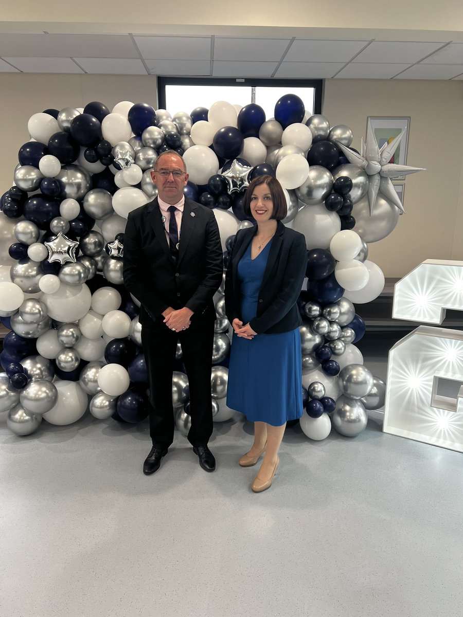 Delighted to welcome <a href="/bphillipsonMP/">Bridget Phillipson</a> <a href="/loretocollege/">Loreto College Manchester</a> today to celebrate our outstanding results.  It was also an opportunity to discuss the amazing support that colleges provide to students <a href="/SFCA_info/">SFCA</a> <a href="/AoC_info/">Association of Colleges (AoC)</a> <a href="/ManCityCouncil/">Manchester City Council</a> <a href="/AfzalKhanMCR/">Afzal Khan MP</a> <a href="/AndyBurnhamGM/">Andy Burnham</a> <a href="/educationgovuk/">Department for Education</a>