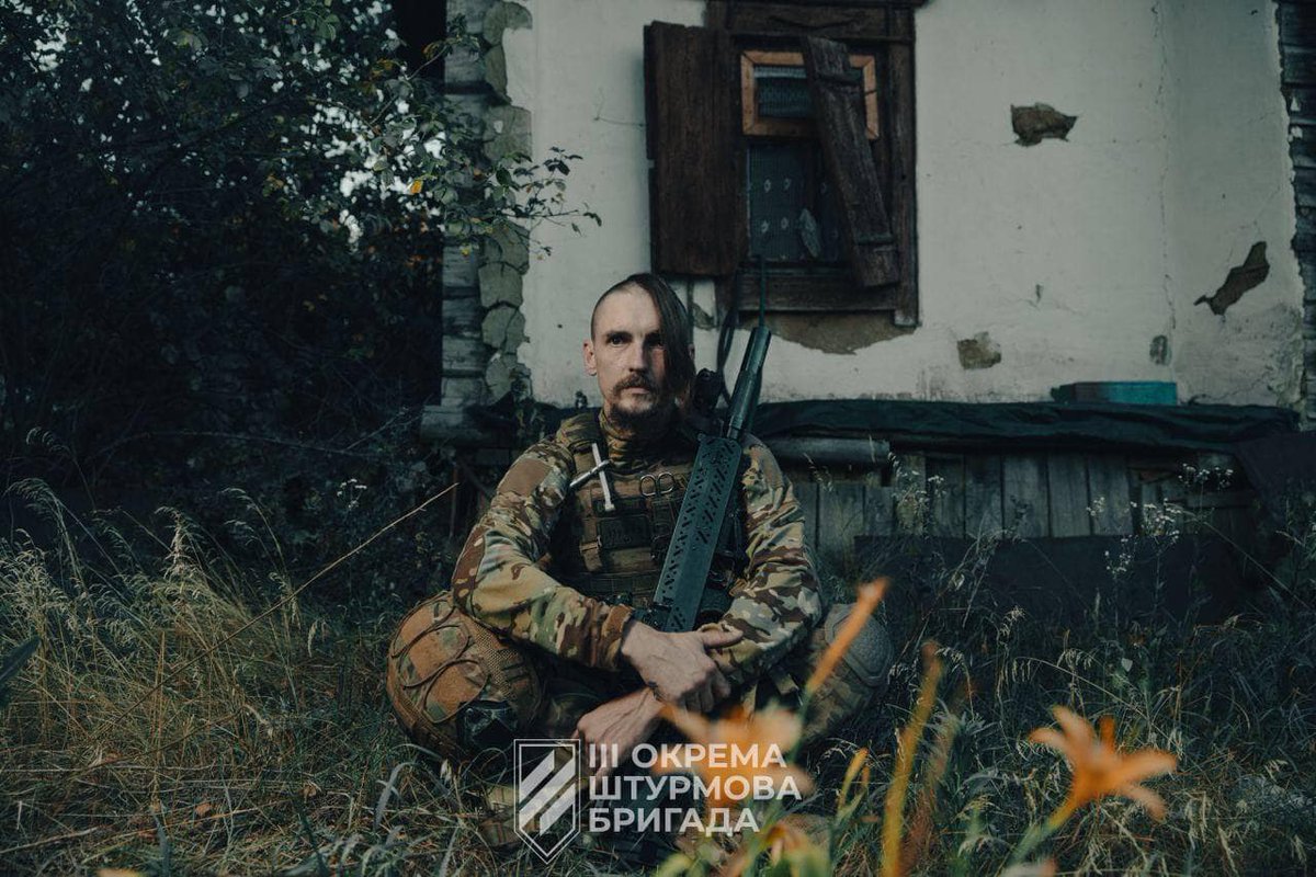 DefenceU's tweet photo. Cossack traditions of freedom, courage and brotherhood live on in our modern-time warriors.

📷: 3rd Assault Brigade https://t.co/nPNpcEsfWz