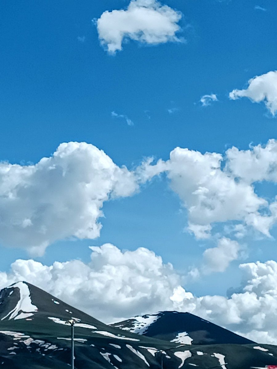 "İnsan sevdiğini olduğu gibi sever, olmasını istediği gibi değil."
