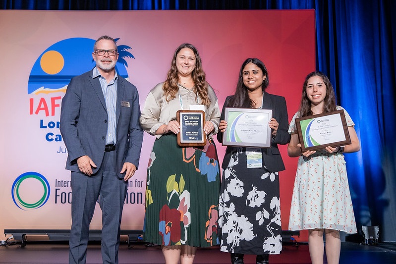 IAFPFood's tweet image. Congratulations to this year's recipients of the J. Mac Goepfert Developing Scientist Competition and the IAFP Undergraduate Student Competition. Names of all recipients can be found on the IAFP Awards page: brnw.ch/21wLRLz #foodsafetystudents #iafpspdg #studentawards
