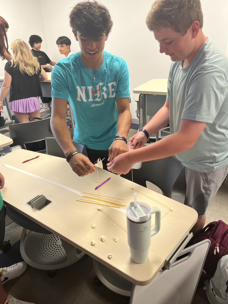 Destine' Grobe tweet media