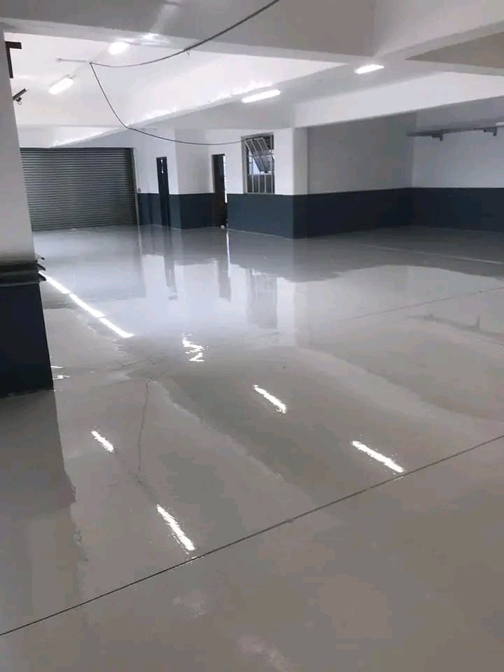 MK_TheMtungwa's tweet photo. Either it's #industrial #wholesalers #SchoolStudent #houseflooring #hospitals #clinic #garages etc for the strong long lasting #flooring here is the plug. Affordable price with quality job for any #epoxywork hit us now. https://t.co/LEd1Ve8Vkk