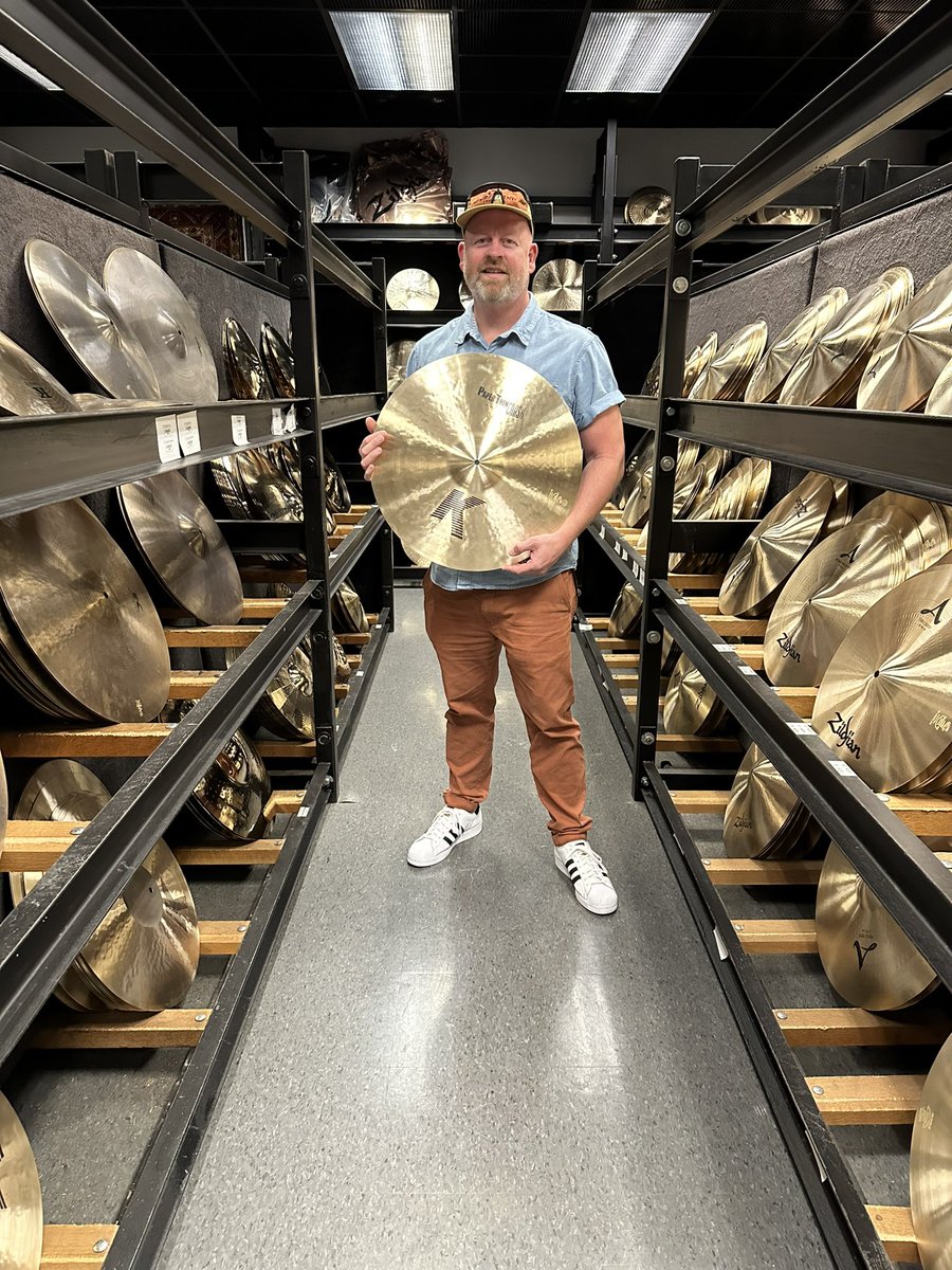 Tristan Banks (@tribanks) on Twitter photo Picking up some fresh metal from the Artist Vault <a href="/ZildjianCompany/">Zildjian Company🌕</a> this week while on tour with <a href="/SteveWinwood/">Steve Winwood</a> in the USA #tourlife #drummer #zildjian400 Picking up some fresh metal from the Artist Vault <a href="/ZildjianCompany/">Zildjian Company🌕</a> this week while on tour with <a href="/SteveWinwood/">Steve Winwood</a> in the USA #tourlife #drummer #zildjian400