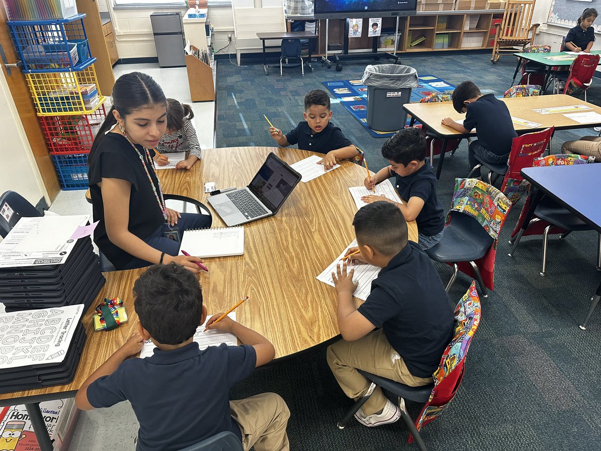 Mary Louise Phillips (@mlphillipsfwisd) on Twitter photo Our students and teachers are working hard to make every second count! <a href="/CortezLupe1/">Guadalupe Cortez </a> @CharlieGarciaFW Our students and teachers are working hard to make every second count! <a href="/CortezLupe1/">Guadalupe Cortez </a> @CharlieGarciaFW