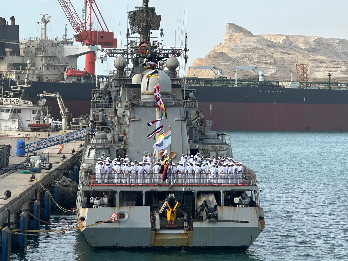 IN_WNC's tweet image. #WNC units deployed in the Arabian Sea celebrated the 78th Independence Day with zest &amp;amp; fervour. #INSImphal, at Djibouti, &amp;amp; #INSTeg, at Duqm, unfurled the Tricolour &amp;amp; dressed overall for the occasion.
@SpokespersonMoD
@HQ_IDS_India
@indiannavy
@Indiannavymedia
@DefPROMumbai