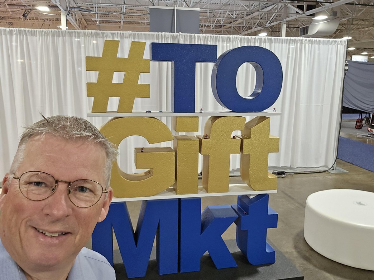 SOAPSTONESSOAP's tweet image. Yesterday wrapped up the @CanGift  Toronto Gift &amp;amp; Home Market. We had a great time connecting with so many new and old retailers. Thanks to all that stopped by to learn about Soapstones Natural Skincare!