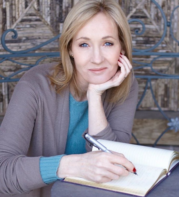 Oli London tweet media