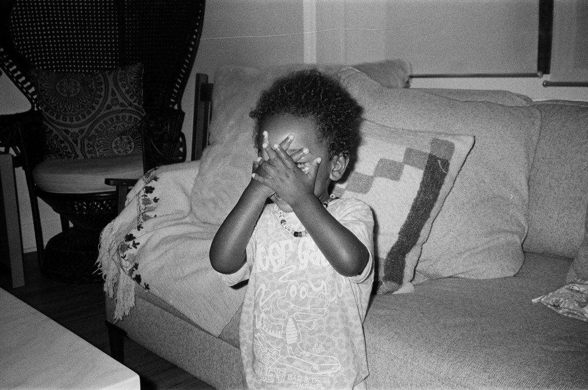 1 week into the new crib 
captured on film by <a href="/leezajonee/">leeza joneé</a> 
🎞️🫶🏾🎞️🫶🏾🎞️