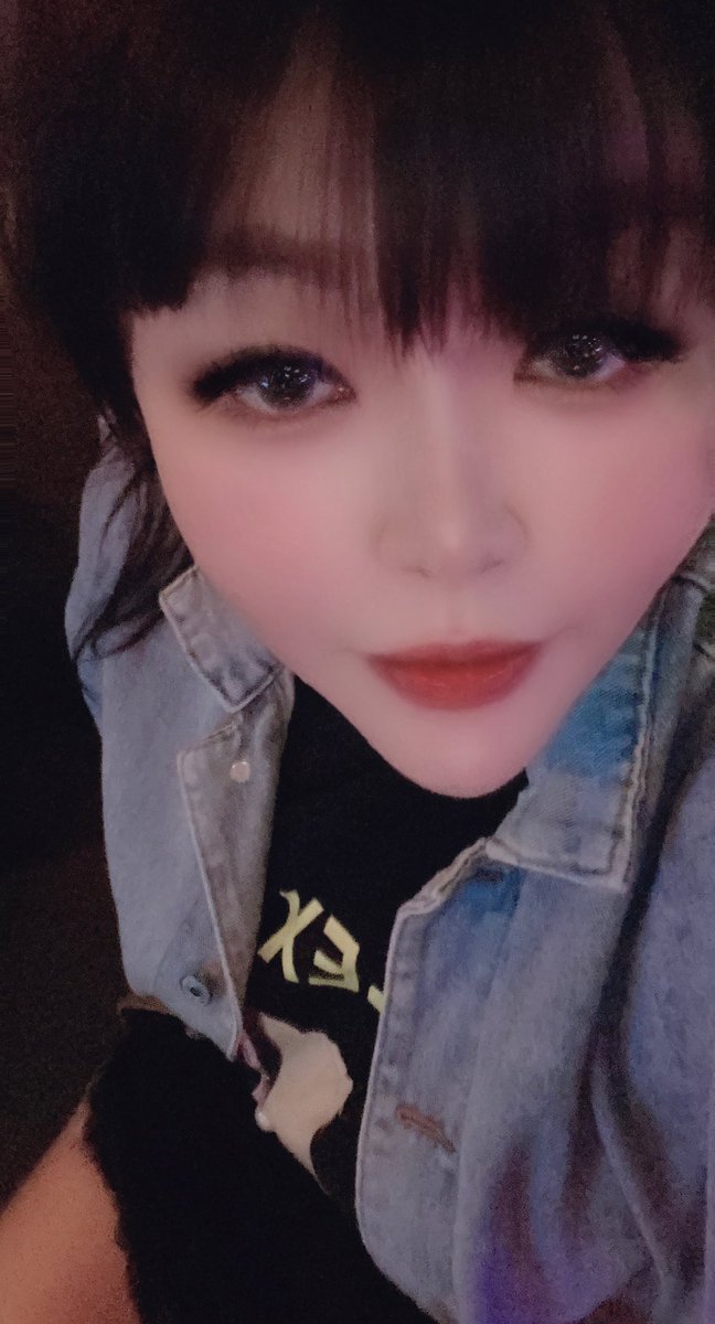 QQfmllk's tweet photo. 懂知足～
於是過的好輕鬆❤️

因為陰天還是因為喝酒
感覺今天有點懶洋洋
#大家也是嗎🤔

#餓醒是哪招🫣
#不存在宿醉因為根本沒醉 https://t.co/wDsjyxqaJ8