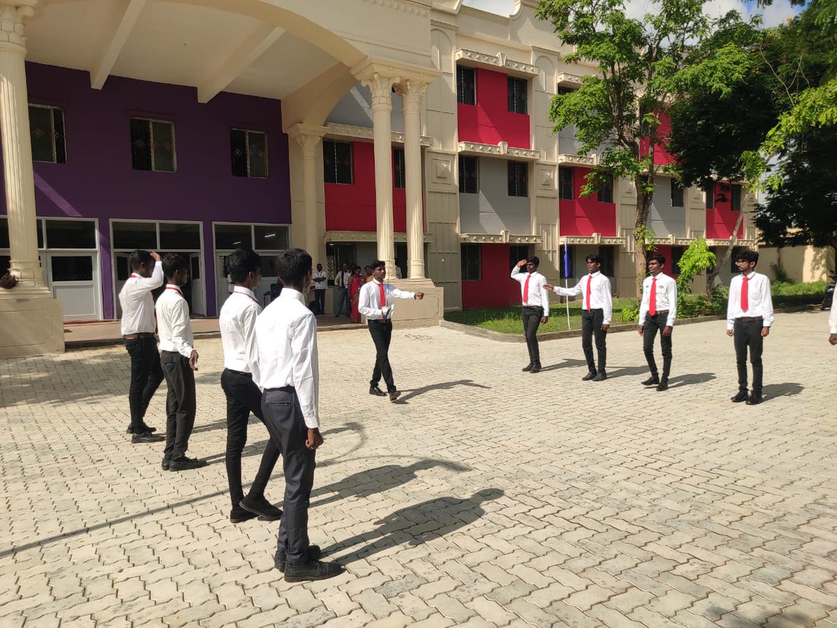 Solamalaicollegeofengineering tweet media