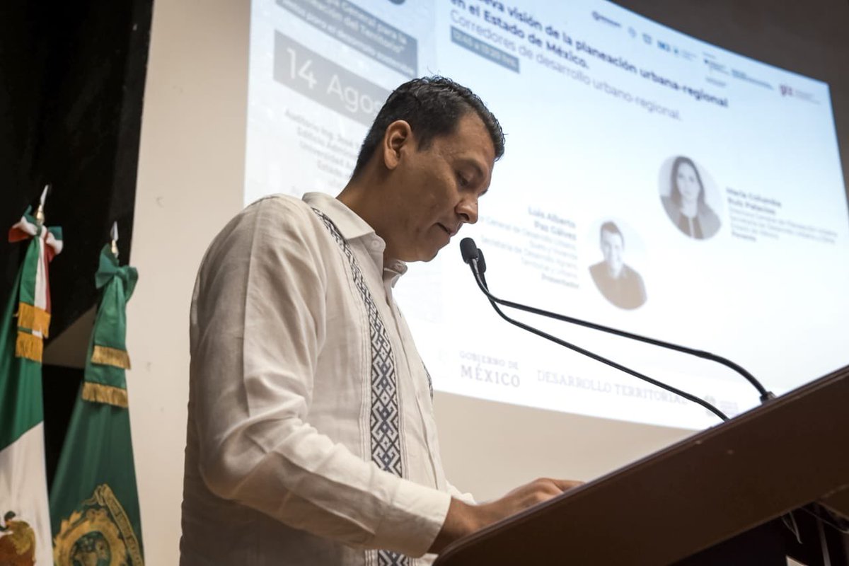 ARKPAZ's tweet photo. Participamos en el 2do. Foro “Estrategia General para la Planeación del Territorio” que desde la Sedatu impulsamos para avanzar en los grandes desafíos que enfrenta el desarrollo urbano de nuestro país. #DesarrolloTerritorial https://t.co/waZoRDWP8B