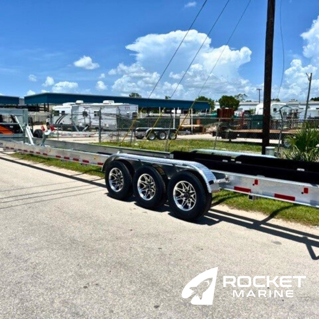 MarineRocket's tweet image. Experience hassle-free pontoon boat transportation with our trustworthy trailers. Say goodbye to the stress of moving your boat and hello to smooth sailing on the water. #pontoonboat #trailer #easytransport
