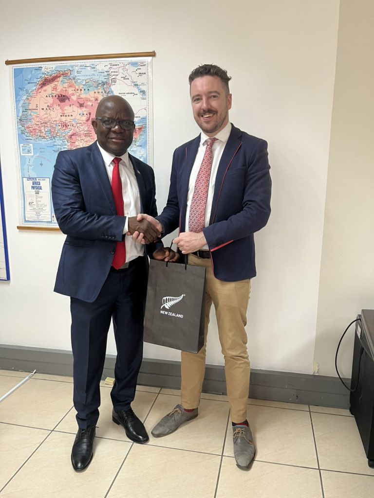 A pleasure to connect with Executive Director Sikongo Haihambo of <a href="/MinistryofIT/">Ministry of Industrialisation and Trade</a> today to consider NZ-Namibia economic opportunities and discuss common challenges as smaller states in current times, including importance of predictable international trade rules 🇳🇿🇳🇦 <a href="/MFATNZ/">New Zealand Ministry of Foreign Affairs & Trade</a>