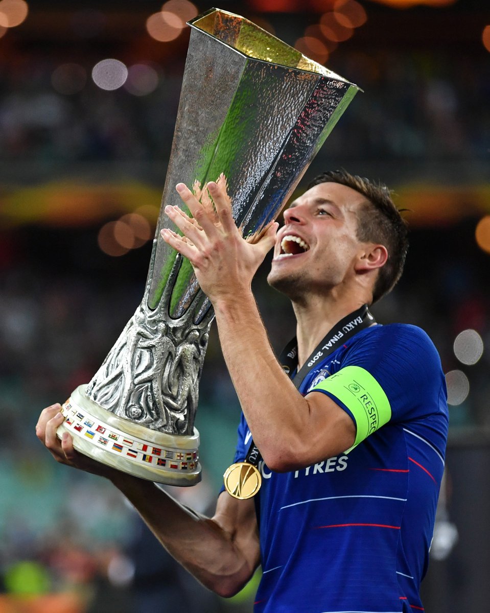 EuropaLeague's tweet photo. 2019 🔵🏆

#UEL https://t.co/y9Uzi5nzZL