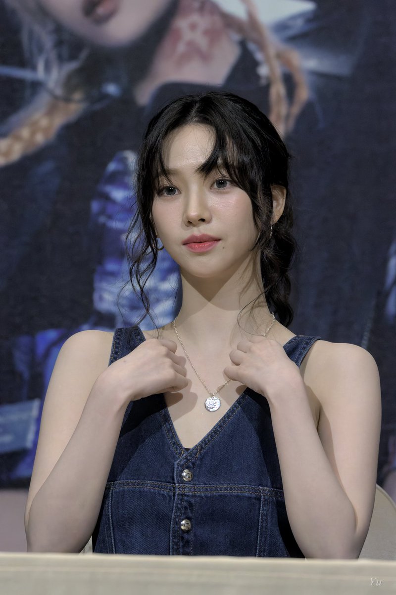 SONESNSD9's tweet photo. 20240808_4 #aespa #에스파 #Karina #유지미 #劉知珉 https://t.co/PUwrF1mzeK