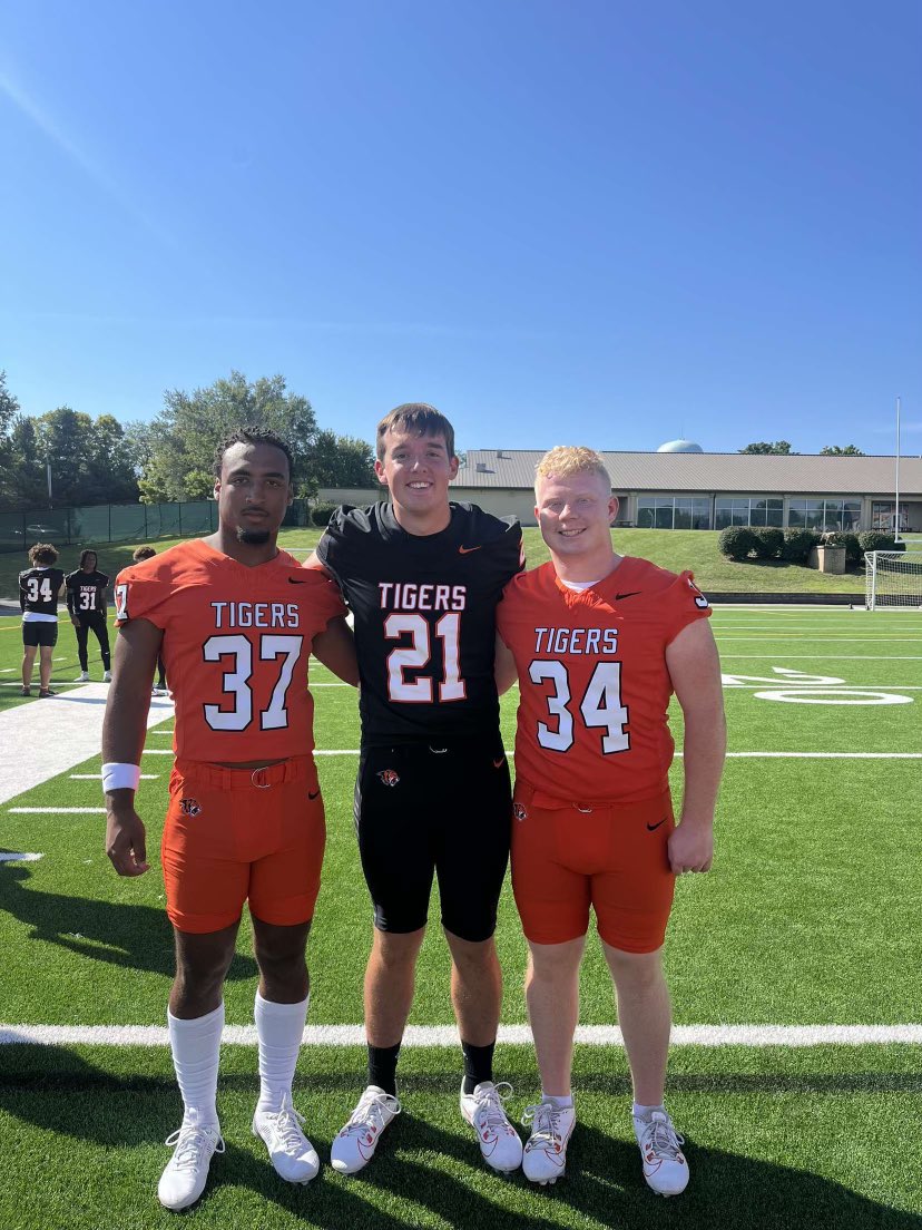 Awesome seeing former Red Devils at the next level. Three great young men. Go Georgetown Tigers!! <a href="/reddevilsfball/">Russell Red Devil Football</a> <a href="/Russellsports/">Russell Sports</a> <a href="/russellfball/">Russell Football Recruits</a>