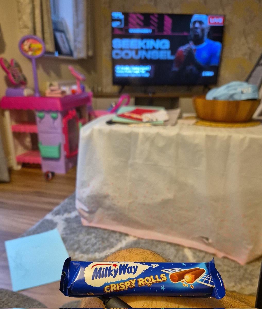 DanDave1989's tweet photo. My evening treat whilst last min tinkering 🙌😍 lets try and get settled aha! #FPL #FPLBlackbox https://t.co/55wrELgveY