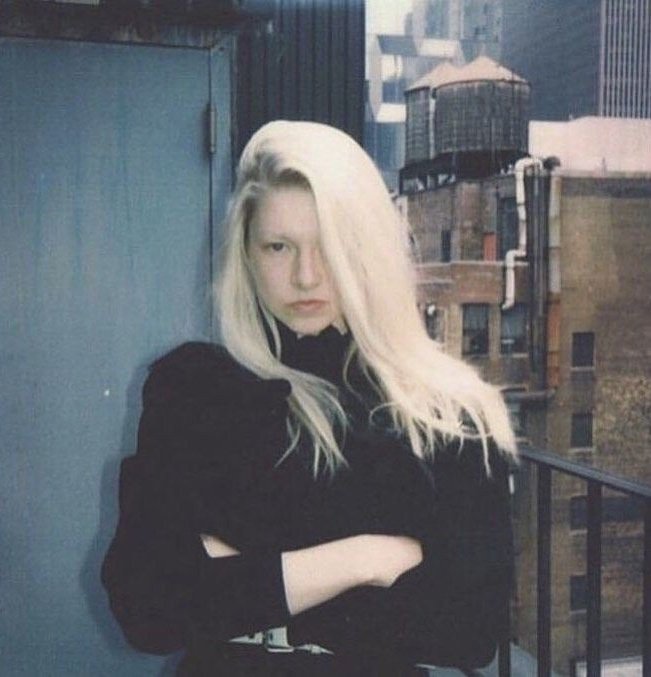 schaferfiles's tweet image. hunter schafer upcoming projects and rumors:
• cuckoo (OUT)
• kinds of kindness (OUT)
• mother mary (coming soon)
• pallette (upcoming)
• perishables (in development)
• euphoria season 3 (filming starts 2025)
• carrie (rumor)
• blade runner 2099 (filming already started)