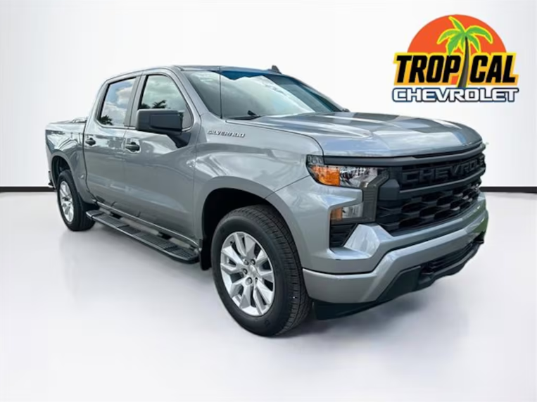 TropicalChevy's tweet photo. Ready to experience the ultimate in truck capability and style? Visit us at Tropical Chevrolet to explore the 2024 Chevrolet Silverado 1500 Custom and schedule your test drive today! https://t.co/aGKdnfWRCE https://t.co/OwGpaOBcPq