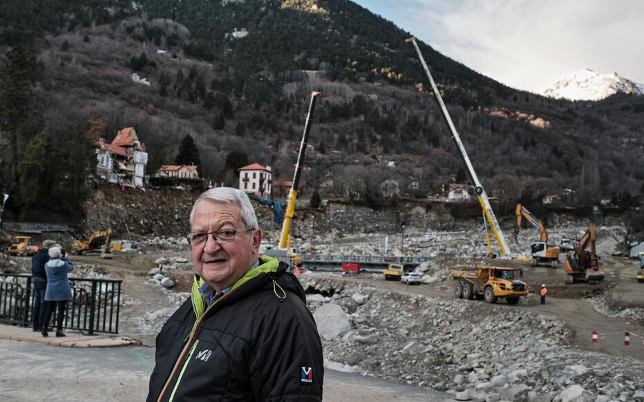 Tout mon soutien à Ivan Mottet, maire-courage de Saint-Martin Vésubie, injustement, violemment, stupidement attaqué par la député-marionnette d'Eric Ciotti à l'occasion de la fête patronale. Les élus locaux, les bénévoles, les habitants méritent mieux que ces propos d'estrade.
