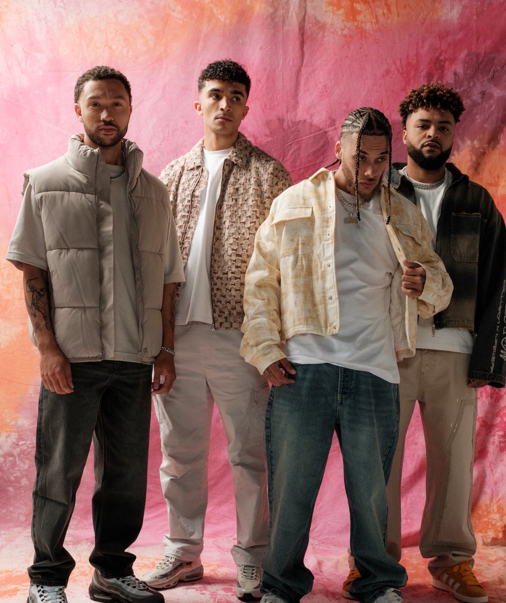 Our brand new E.P will be out TONIGHT AT MIDNIGHT!!! ffm.to/areyoustillwat…