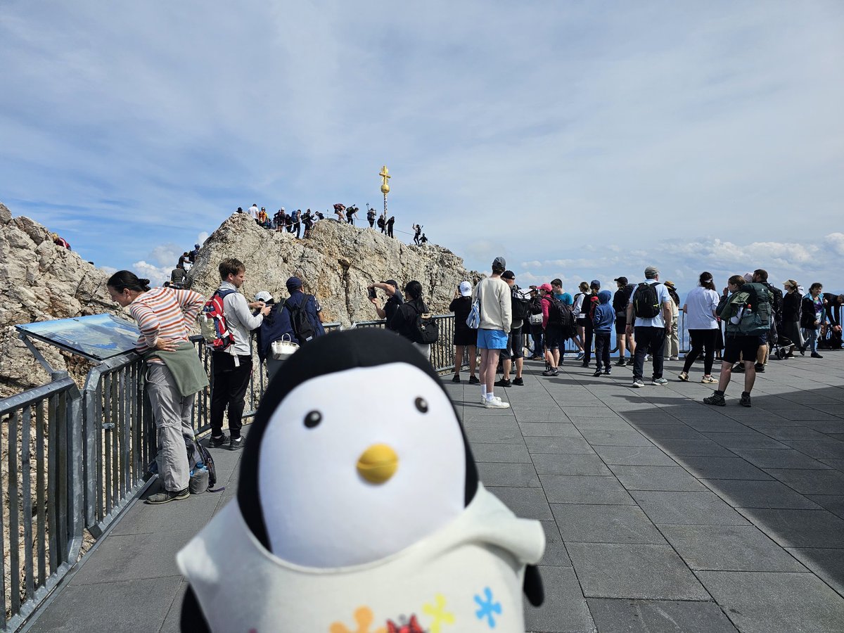 PinguinFridolin's tweet photo. And finally we made it to the top of the #Zugspitze #MarvinOnTour #hinking #alps https://t.co/CjGvXqRDdw
