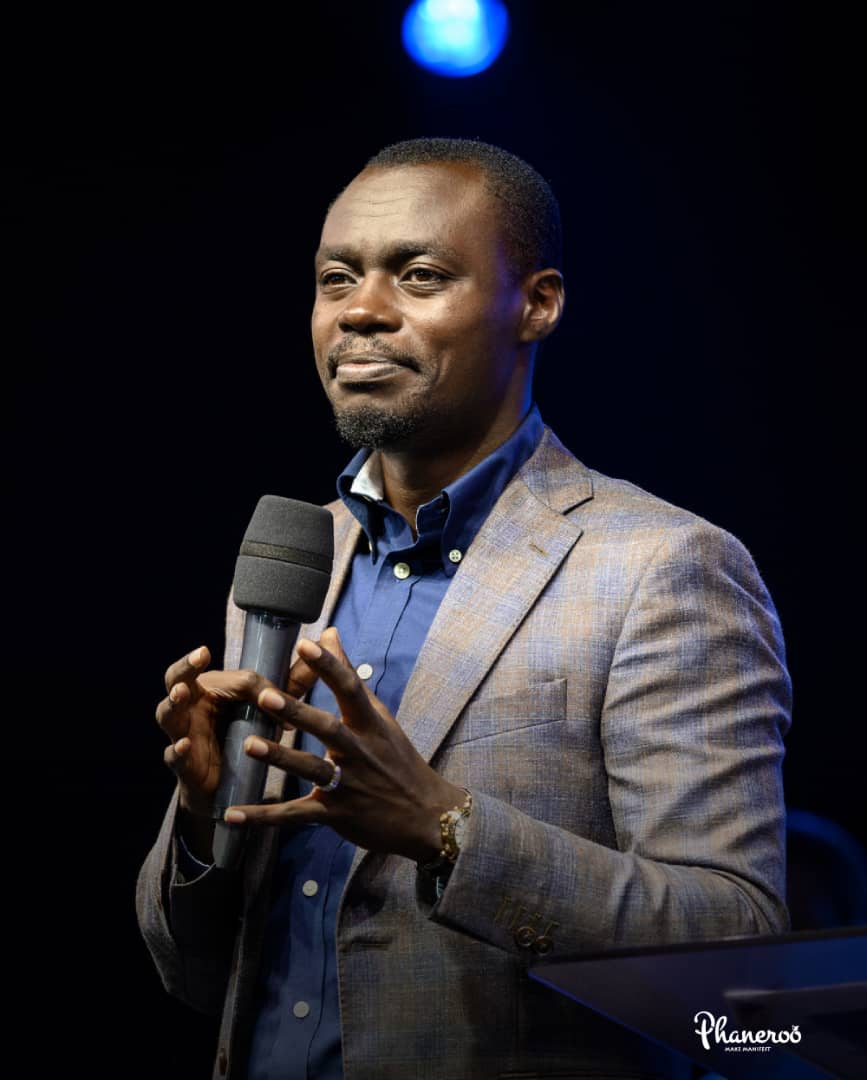 AmitiJoan's tweet image. We are not called to speak from our situations, but we are called to speak to our situations from God.

#ThursdayService