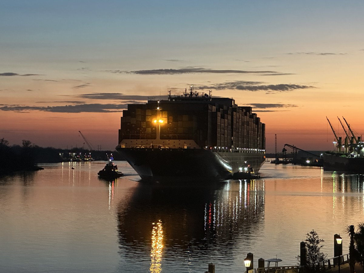 PortXLogistics's tweet photo. “Against the wind, We were runnin' against the wind, We were young and strong, we were runnin' against the wind”…

1681 words 6 minute read - Let’s do this!

https://t.co/XPTdu6aLg6 

#MarketUpdates #LogisticsIndustry #TruckingNews #TruckerInsights #Imports https://t.co/I7CmPUN890
