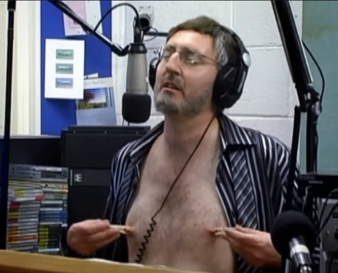 Tweed Cap tweet media