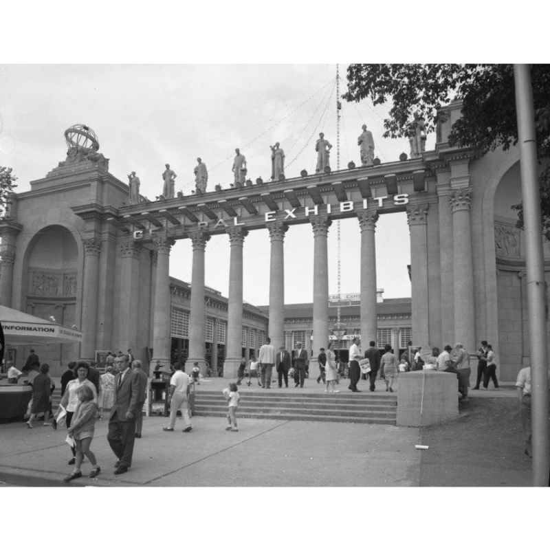 artcaninstitute's tweet photo. Did you know that many Canadian artists like #GroupOfSeven members #JEHMacDonald (1873–1932) and #FrederickVarley (1881–1969) have exhibited their works at the #CNE @LetsGoToTheEX, which opens tomorrow, August 16? What are your favourite memories of the Ex? https://t.co/j7ZGjPOSgf