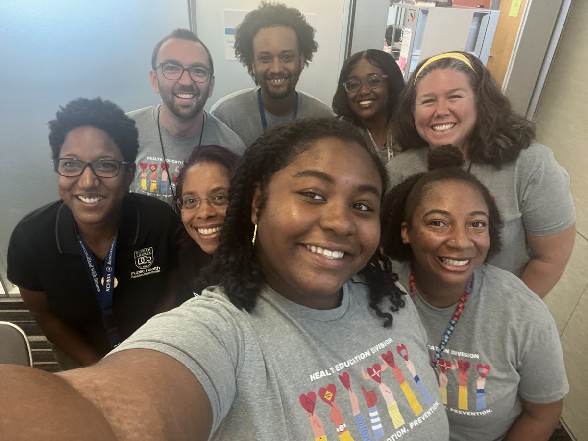 DurhamCounty's tweet photo. Our @DurhamHealthNC employees are here to help keep all of us healthy no matter how old (or young!) we are! These dedicated pros guided us through the COVID pandemic & continue to be a beacon of light & hope, showing everyone #DCoRocks! #CityHallSelfie @ELGL50 https://t.co/cazUSgxfxd