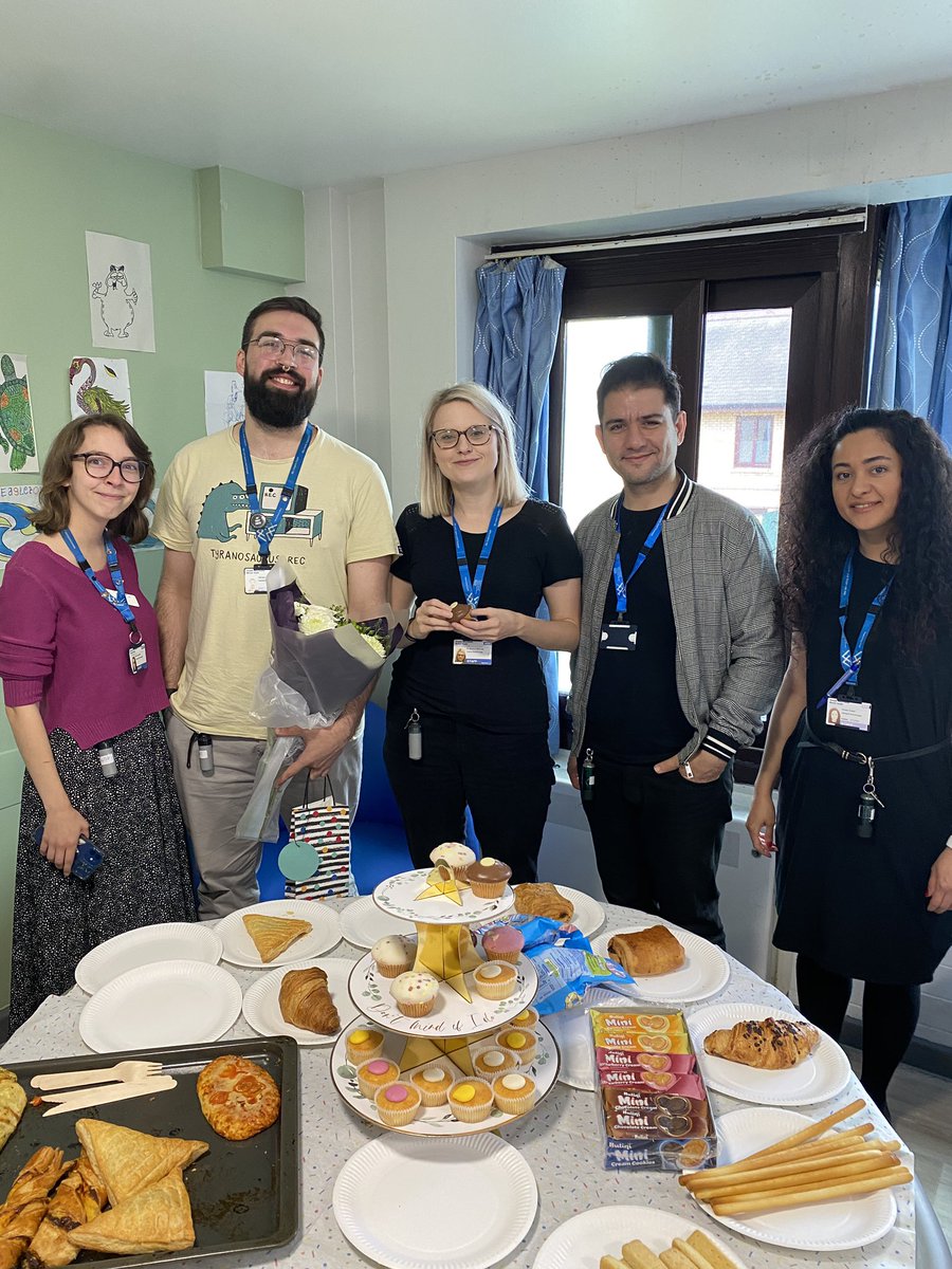 rmn_jen's tweet photo. Yesterday Eagleton said goodbye to our fabulous assistant psychologist who is off to start his DClinPsy! Harrison facilitated some great groups and will be missed. Best of luck for the future✨😊thank you to @Ellie_Eagleton for organising a community party! #ThatEagletonEnergy 🦅 https://t.co/tUyOU8hDVW