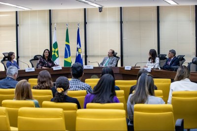 MPF reúne procuradores e especialistas em debate sobre a efetividade das leis de proteção à mulher bit.ly/4dm2IJC