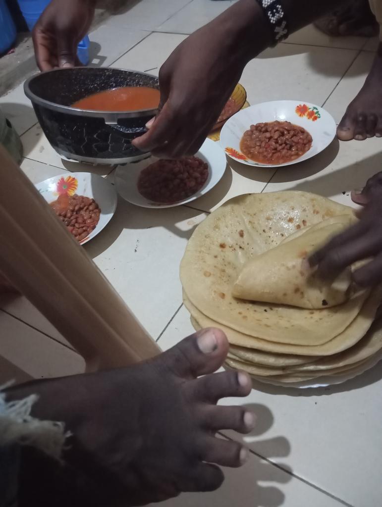 Samweigo's tweet image. What are you having for supper 😋