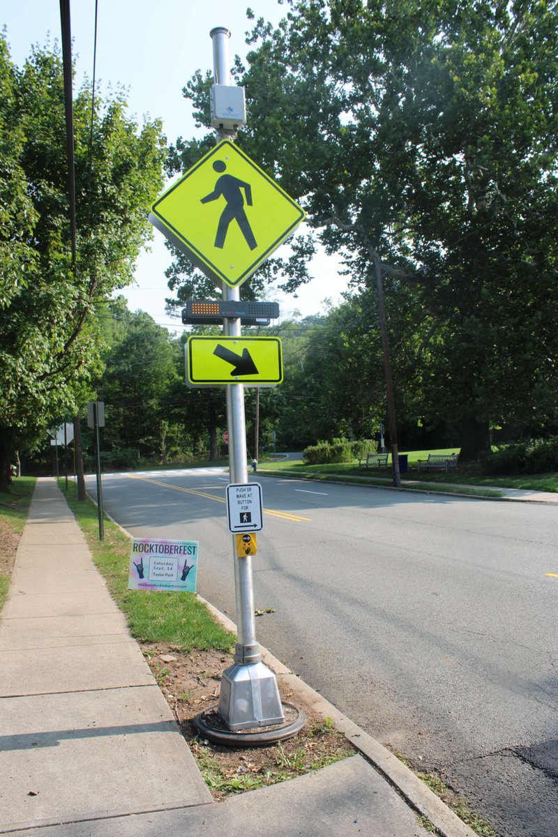 millburntwp's tweet photo. PRESS RELEASE: Millburn Township Installs New Pedestrian Crosswalk on Lackawanna Place

On August 13, Millburn Twp activated its newest Rectangular Rapid Flashing Beacon (RRFB) on Lackawanna Place between Glen Avenue and Essex Street. 

For full release: https://t.co/RjDAXE1bXs https://t.co/SbdfDq78S2