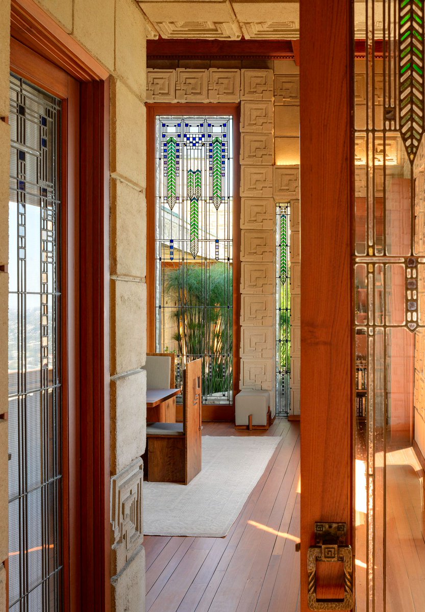 Interior detail Ennis House. Frank Lloyd Wright. 1924.
Photo: Alexander Vertikoff