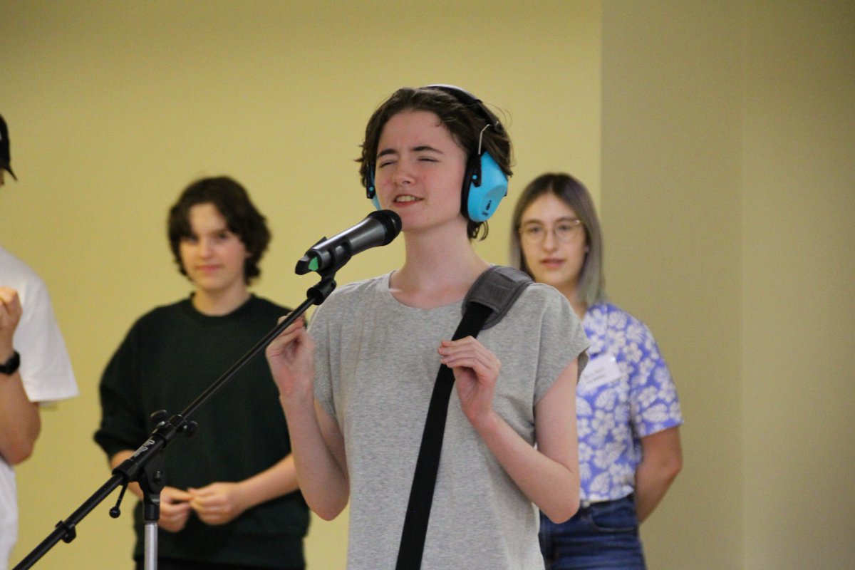 YouthWrite ✒️ tweet media