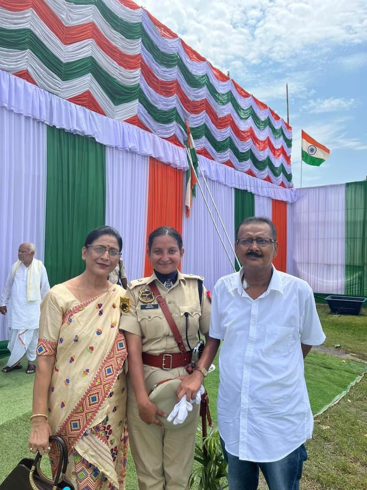 barshaaadas's tweet photo. 78th Independence Day 🇮🇳 #HappyIndependenceDay #Paradecommander https://t.co/4FCy3FUcJc