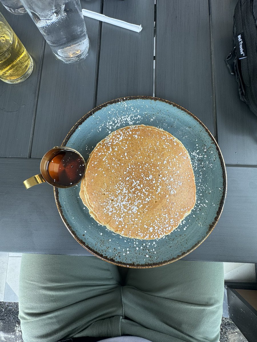 blackjuew's tweet photo. Drip. Face. Food. https://t.co/7m2UbUeg7B