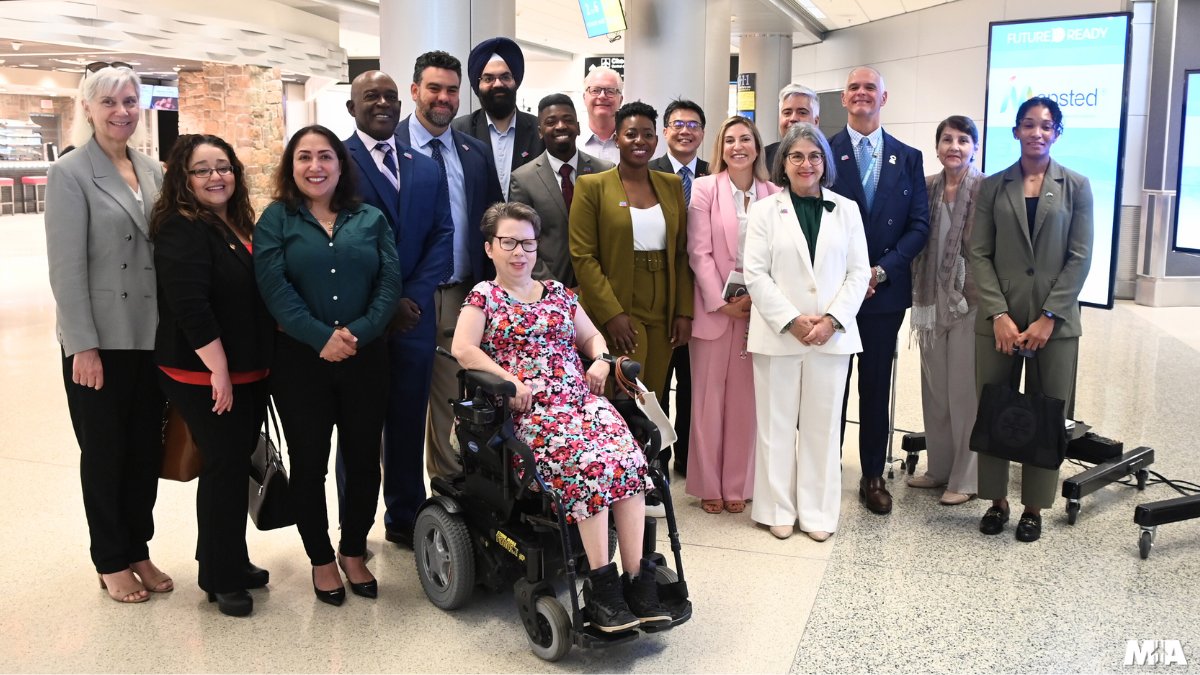 Miami Int'l Airport tweet media