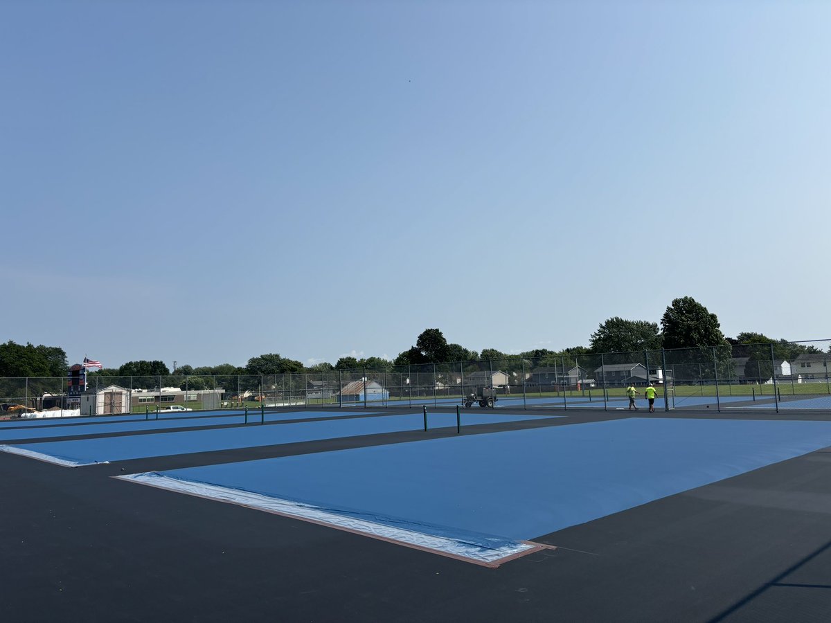 LCSDAthletics's tweet photo. Update…looking absolutely beautiful! https://t.co/Y8RHANtX8v