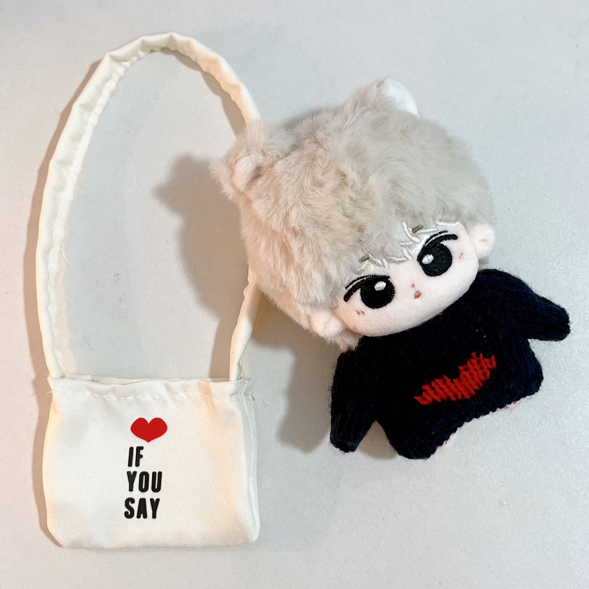 heesuncart's tweet photo. ๐ #RIEceived
โง hi @itsmekkdd! the doll bag arrived safelyyyyy! thank you so much ๐๐ฅน https://t.co/iN3t931BoL